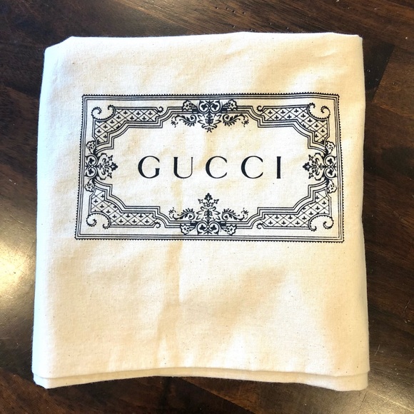 GUCCI Canvas Shopping Tote 👜 - Picture 3 of 8
